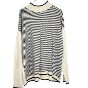APT9 CREAM WITH BLACK STRIPES ON FRONT SOFT OVERSIZE FIT LARGE